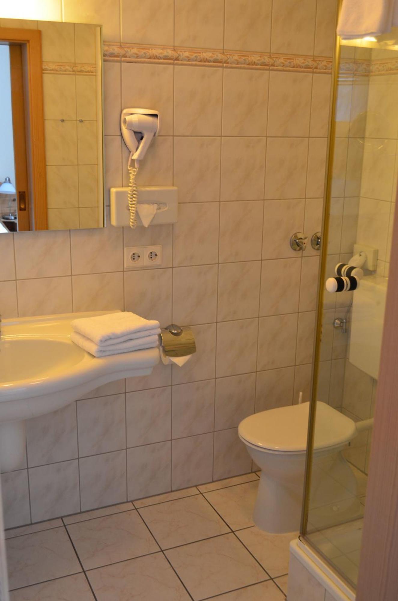 Hotel Altastenberg Winterberg Room photo
